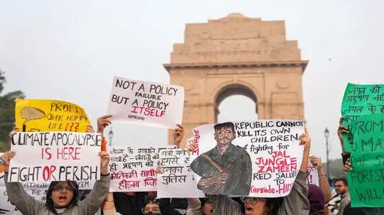 What Unfolded at India Gate? 22 Sent to Judicial Custody; Police Claims ...